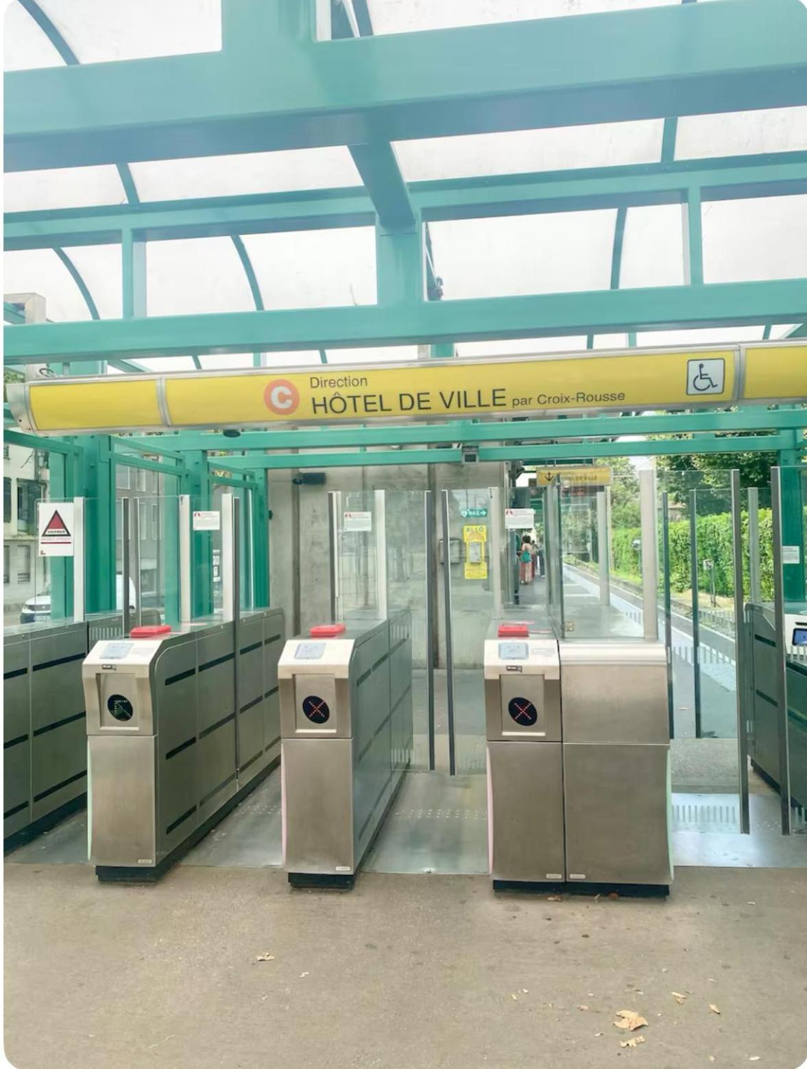 Art De Recevoir - L'Ecrin De Margnolles - Croix Rousse - Metro C-Cuire Калюир-е-Кюир Екстериор снимка